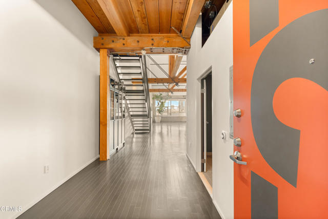 Foto del edificio - 530 S Hewitt St