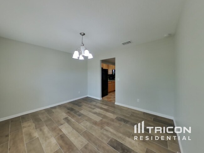 Foto del edificio - 15811 Surfbird Ct