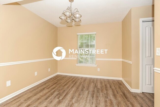 Foto del edificio - 3 Bedroom Pet-Friendly Home in La Vergne, TN with Main Street Renewal