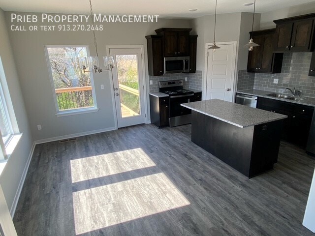 Building Photo - Stonebrook Single Family Home - RENTED