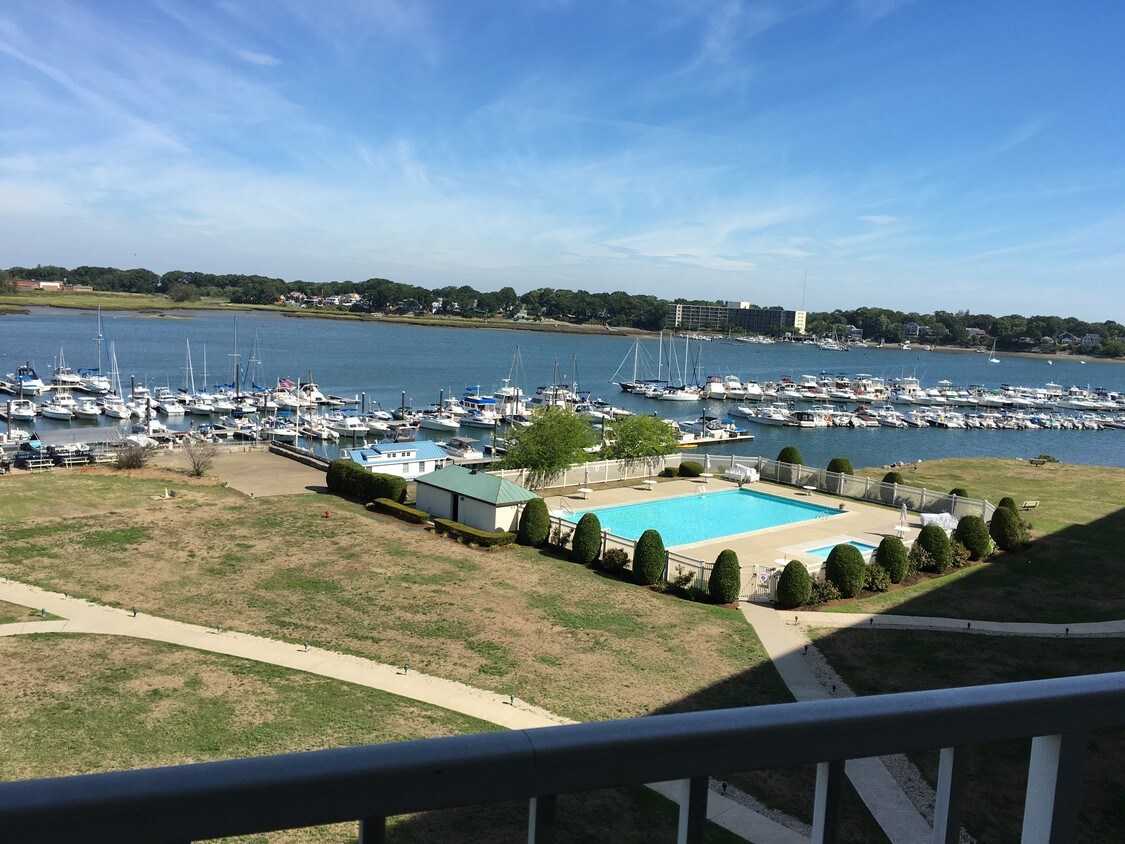 100 Cove Way, Quincy, MA 02169 Condo for Rent in Quincy, MA