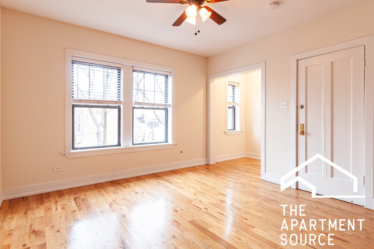Foto principal - 2948 N Seminary Ave