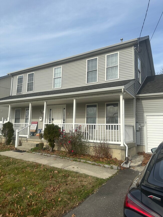 Outside Front - 209 Wilmer St