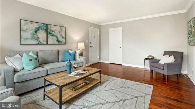 Foto del edificio - 4225 N Henderson Rd