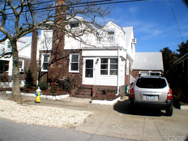 Primary Photo - 78 Inwood Ave