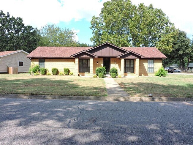 Foto del edificio - 8617 Meadow Dr