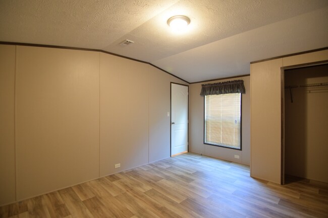 Foto del edificio - 5450 Spar Cir