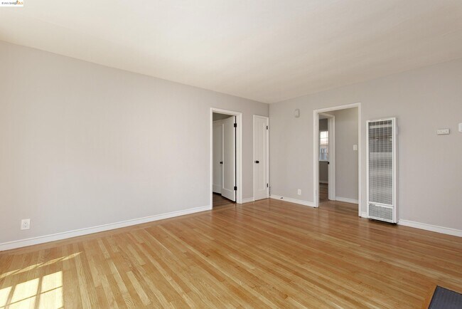 Building Photo - 383 Adams St.