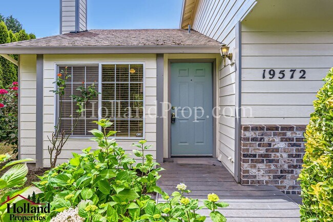 Foto del edificio - Awesome 3 Bed 2.5 Bath Aloha/Beaverton Home!