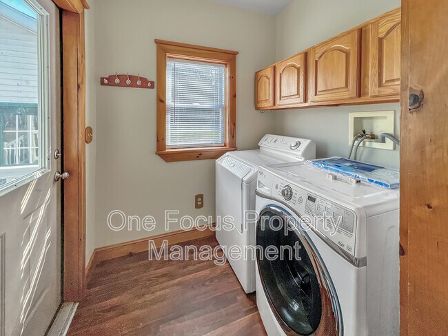 Foto del edificio - 1375 Green Valley Rd