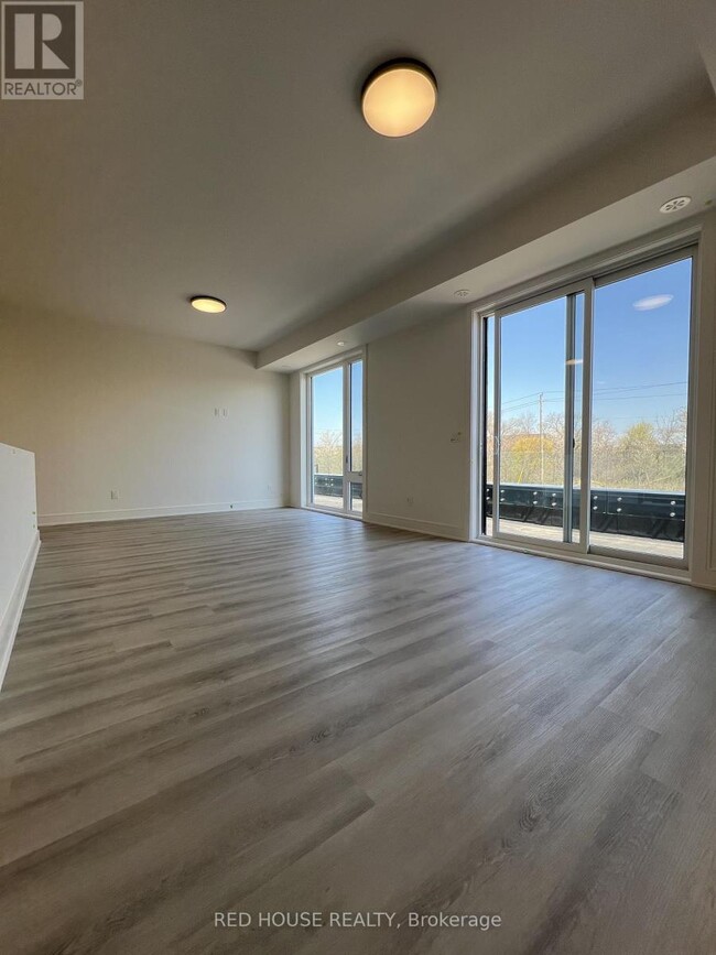 Building Photo - 42 Everett Cmn