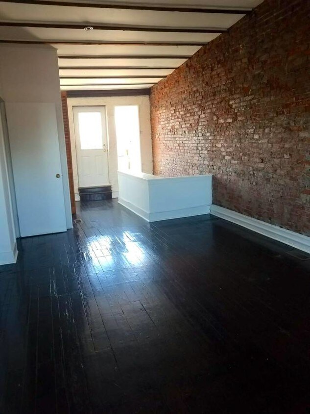 Primary Photo - 510 South St