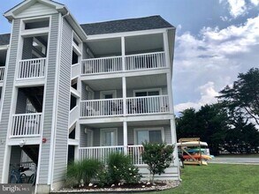 Building Photo - 30138 Cedar Shores Rd