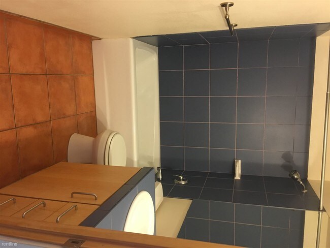 Foto del edificio - 1380 Avenida Rincon