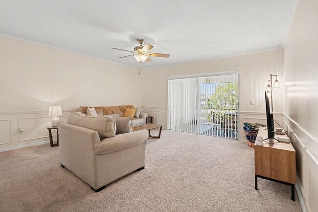 Foto del edificio - 10346 Carrollwood Ln