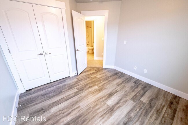 Foto del edificio - 3 br, 2.5 bath House - 668 Moray Hill Ct.