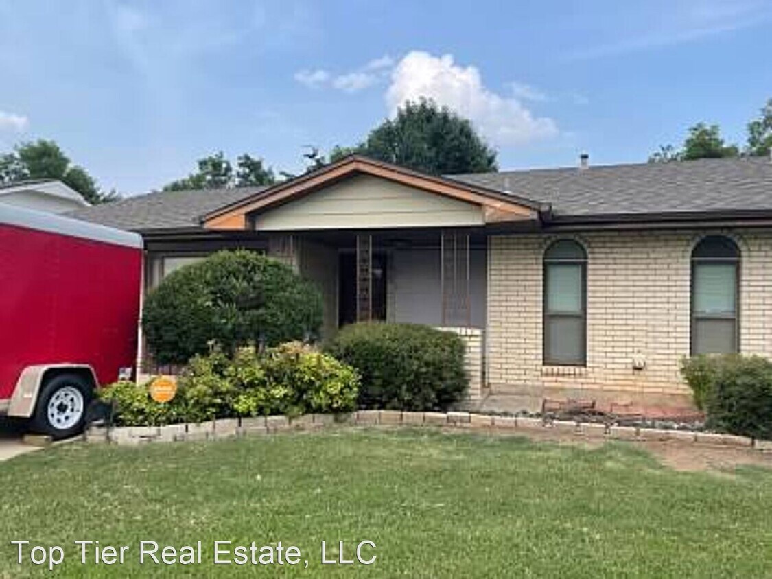Foto principal - 3 br, 1.5 bath House - 407 NW 75th St