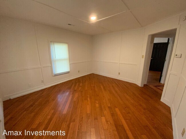 Building Photo - 2 br, 1 bath House - 405 W Worley St