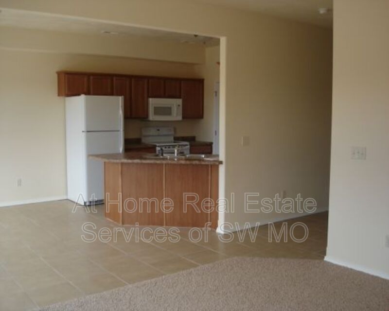 Foto del edificio - 1103 N Missouri Dr