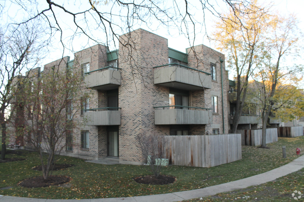 Foto del edificio - Walden Condominiums