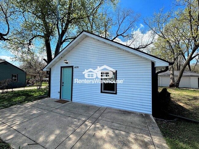 Foto del edificio - 4076 Indianola Ave