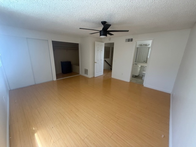 Foto del edificio - 328 E Ave R12