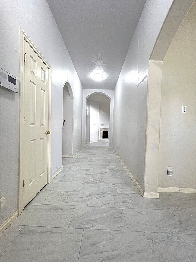 Foto del edificio - 6839 Catarina Cir