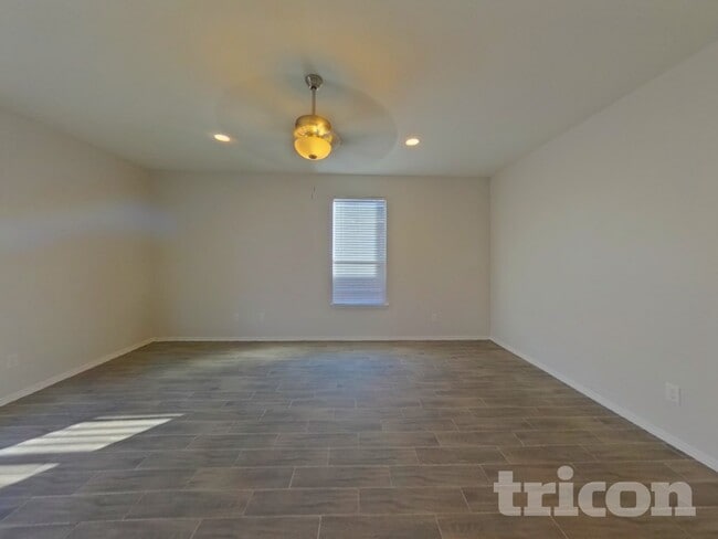 Building Photo - 5020 Caraway Dr