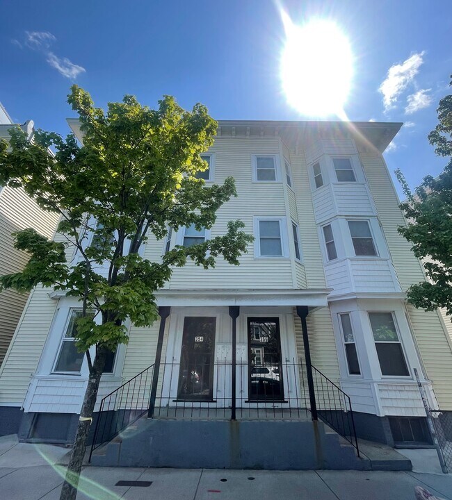 Foto del edificio - 356 Somerville Ave