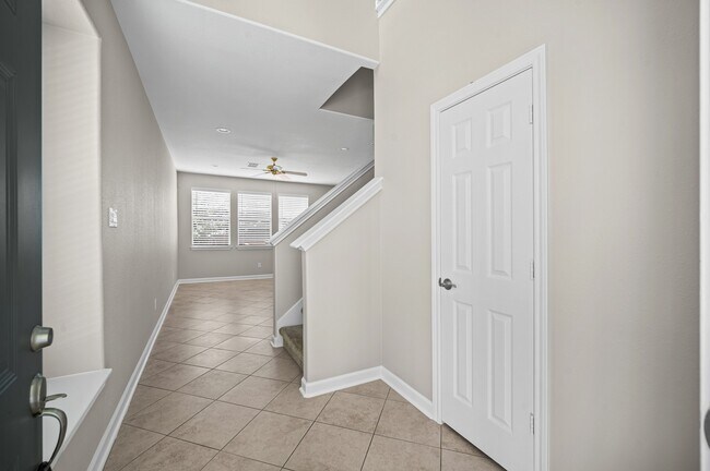 Foto del edificio - 11 Scenic Brook Ct