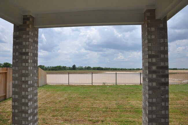 Building Photo - 5703 Aurora Grns Ln