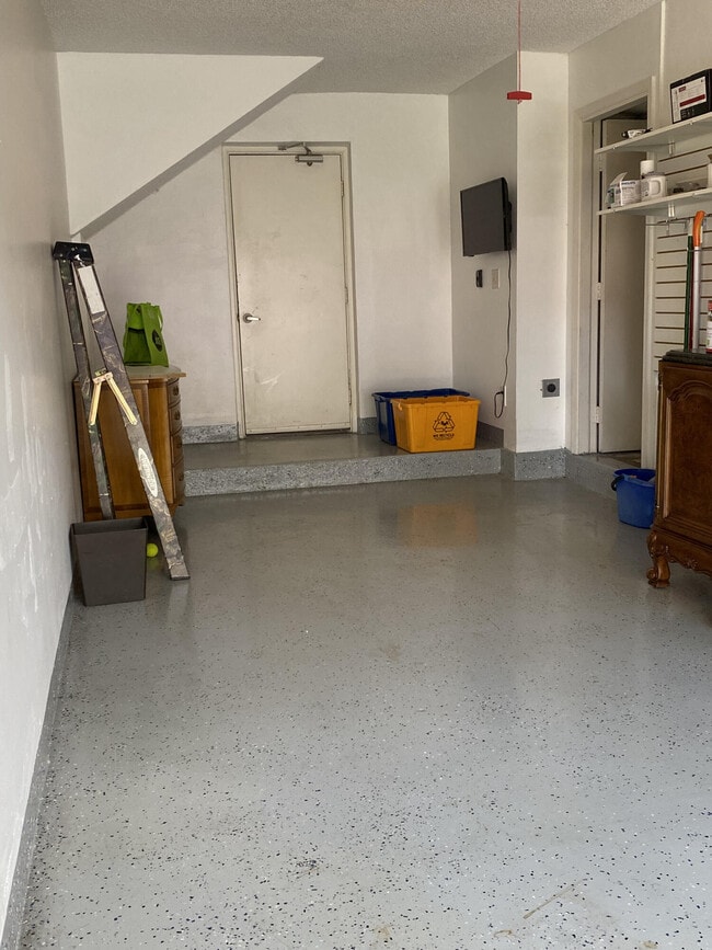 Foto del edificio - 5621 Coach House Cir