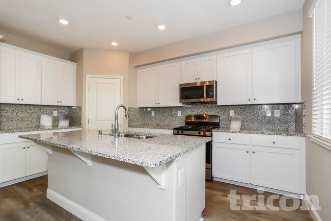 Foto del edificio - 1139 Victorian St