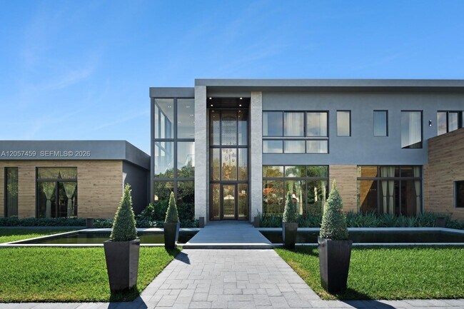 Building Photo - 5900 SW 129th Terrace
