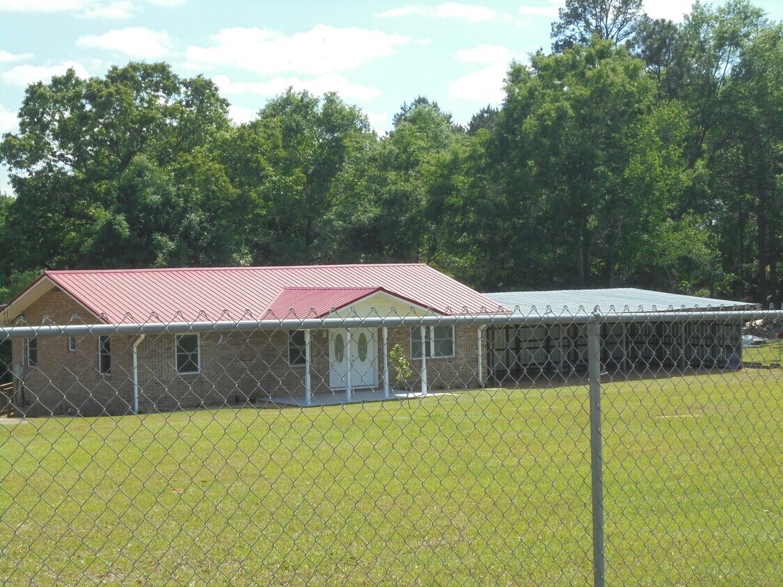 Primary Photo - 533 County Road 255, New Brockton, AL