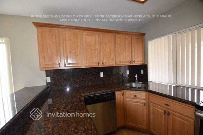 Building Photo - 1282 Seagrape Cir