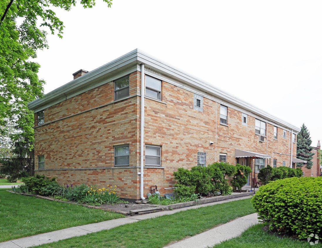 Primary Photo - 537 S Michigan Ct
