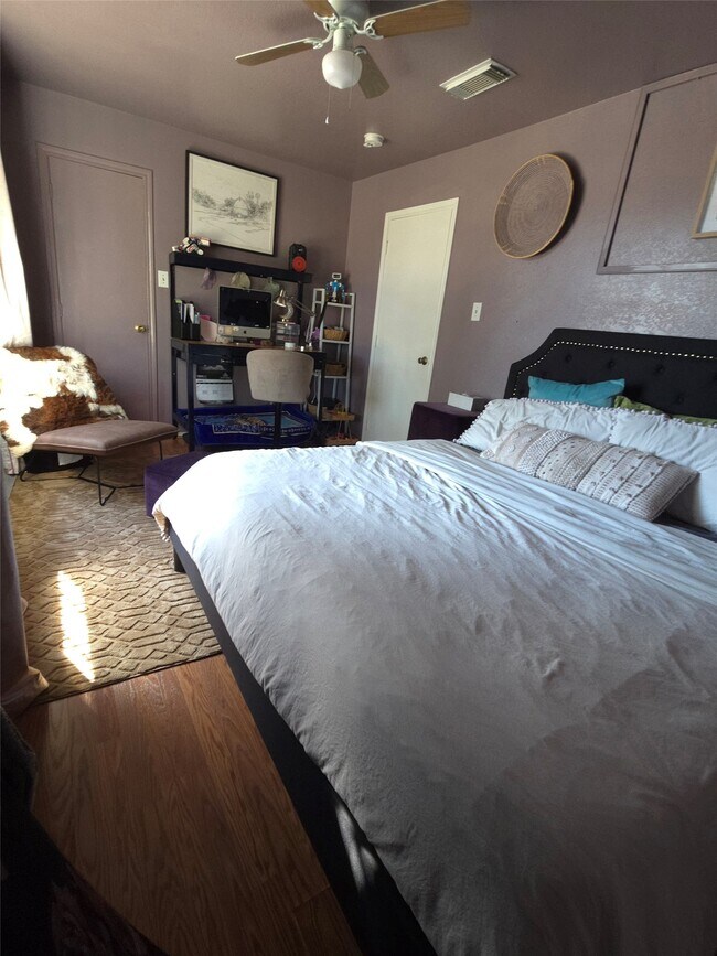 Foto del edificio - 6402 Frosty Brook Dr