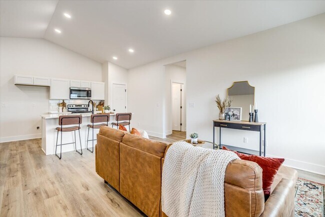 Foto del edificio - 607 Briarbrook Ln