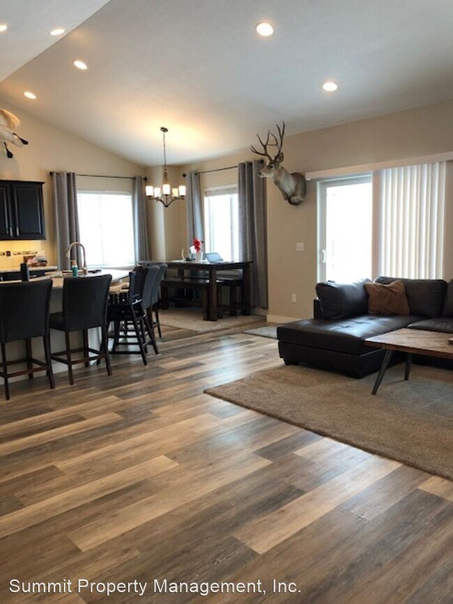 Foto del edificio - 3 br, 2 bath House - 21509 Megan Drive