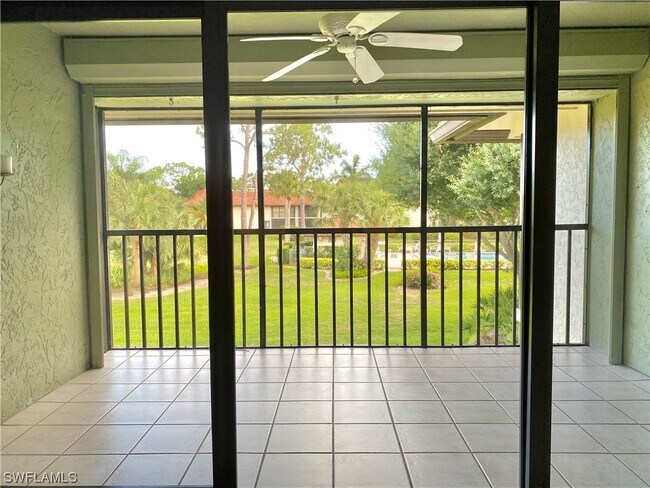 Foto del edificio - 4955 Pepper Cir