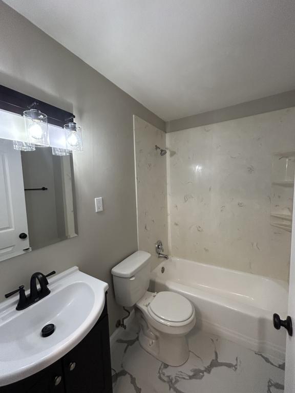 Photo - 1525 Weber Dr House