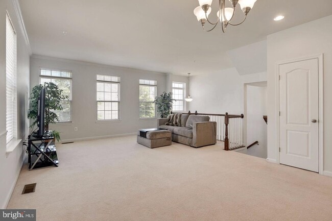 Foto del edificio - 7284 Mockingbird Cir
