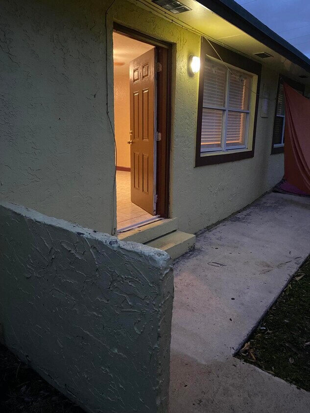 Foto del edificio - 915 5th St