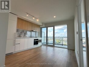 Building Photo - 1100-1100 Sheppard Ave W