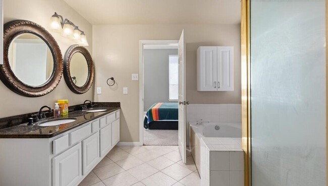 Foto del edificio - 20707 Redbud Trail