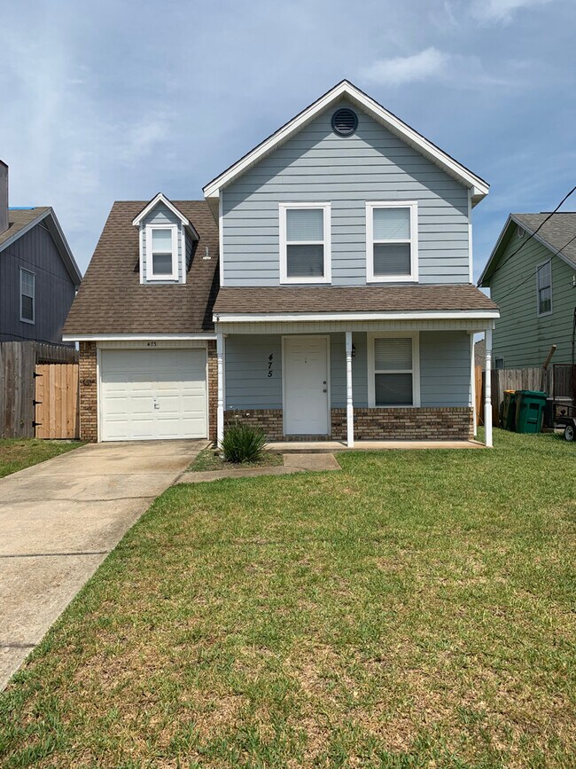 Building Photo - 475 Sandy Ridge Cir