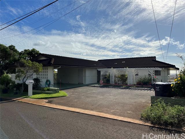 Foto principal - 99-844-844 Halawa Dr