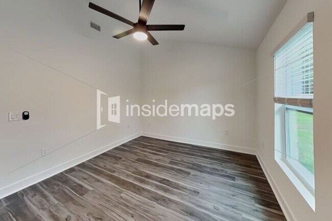 Building Photo - 5071 Rosette Rd