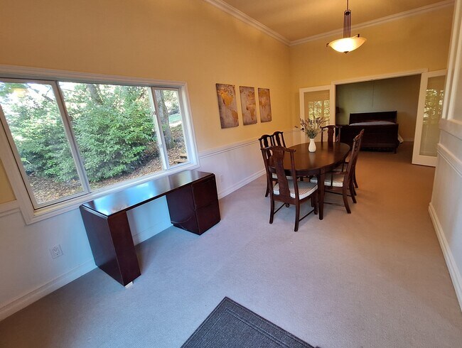 Foto del edificio - 22833 SW Mountain Rd